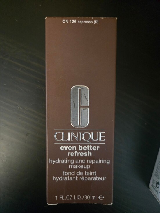 Clinique Other - Clinique Even Better Refresh Hydrating Makeup - Brown CN 126 (Espresso)